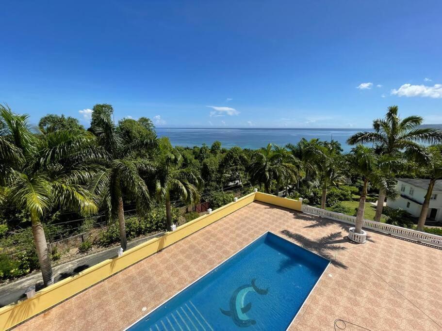 Spring Garden Mobay Resort Luxurious Apartments Teluk Montego Bagian luar foto