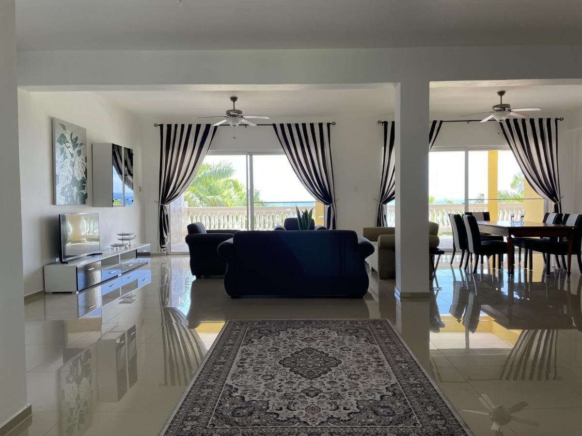Spring Garden Mobay Resort Luxurious Apartments Teluk Montego Bagian luar foto